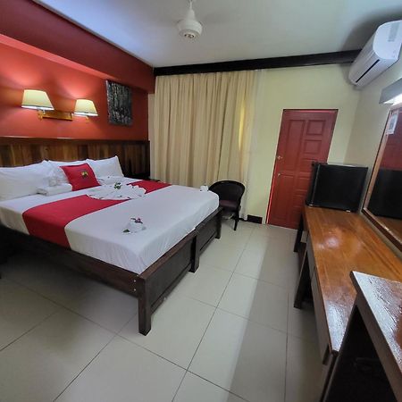 Caye Caulker Plaza Hotel Kültér fotó